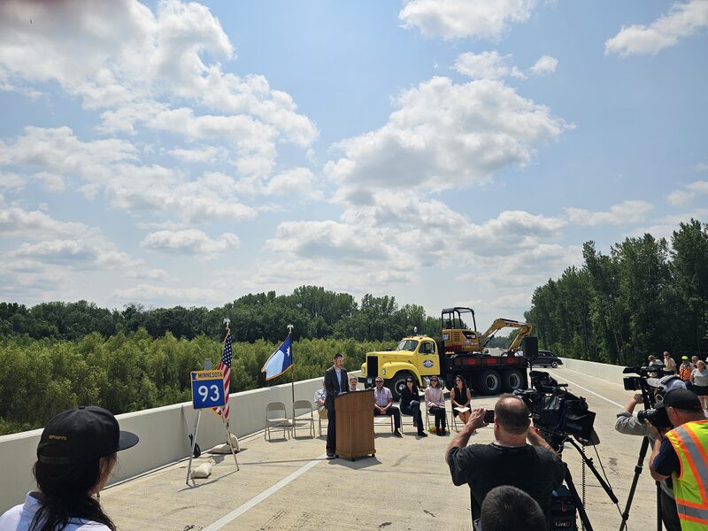 Henderson Highway 93 flood reconstruction for MNDOT